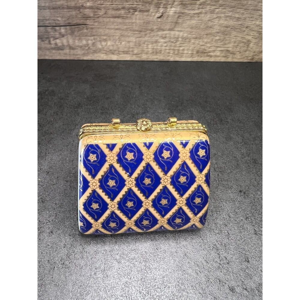 Vintage Decorative Porcelain Trinket Box Purse Design